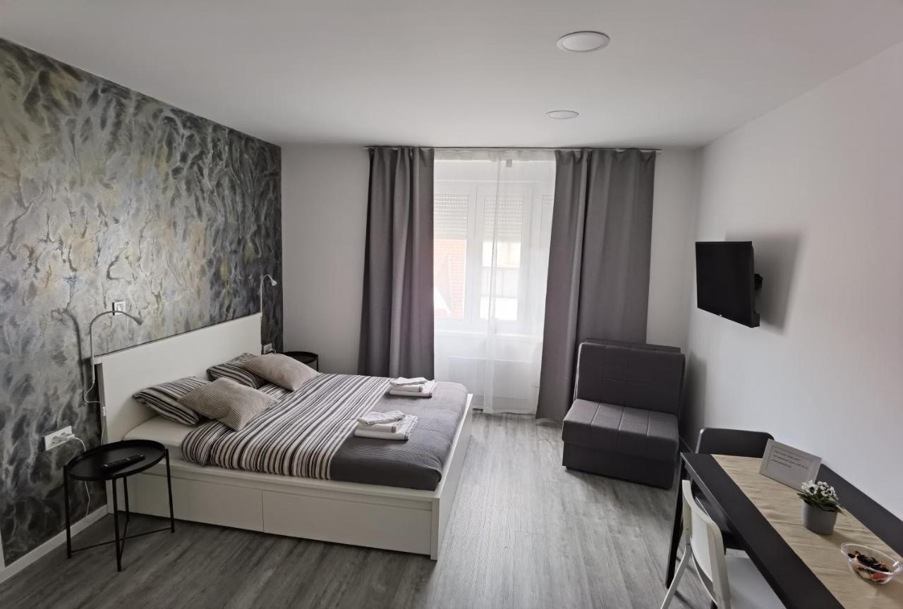 Karlo Appartement *